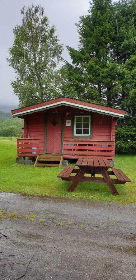 Romsdalseggen Camping Isfjorden エクステリア 写真